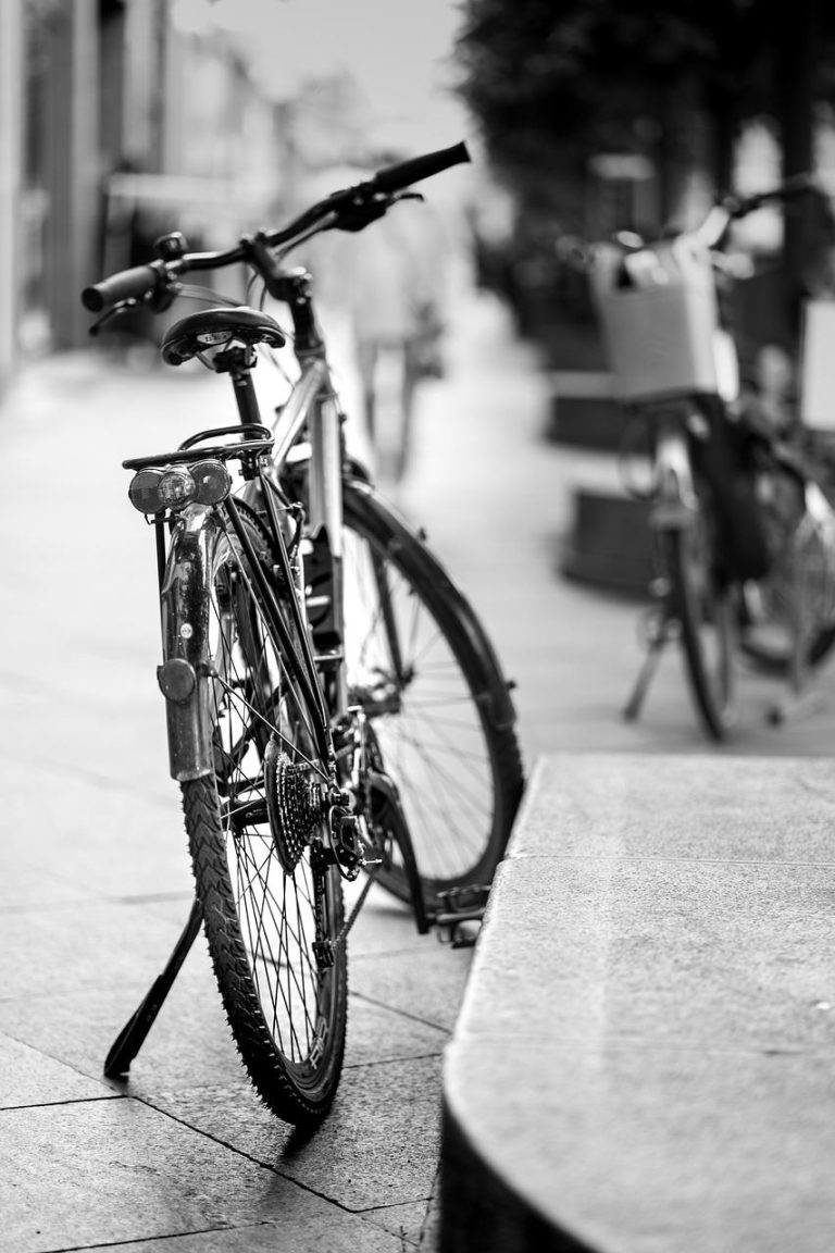 Home Aangepaste fietsen met driewieler ontwerp voor extra stabiliteit en veiligheid bij het rijden